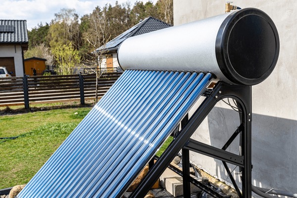Does a Solar Geyser Use Electricity