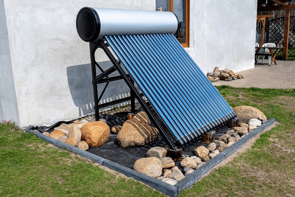 Solar Water Geyser