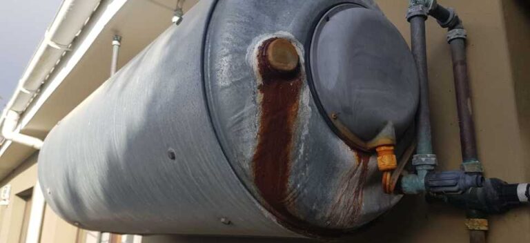 What Causes a Geyser to Burst